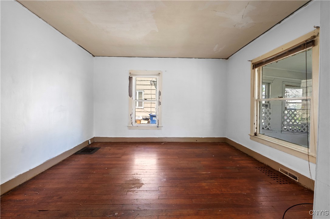 901 Ballantyne Road, Syracuse, New York image 4