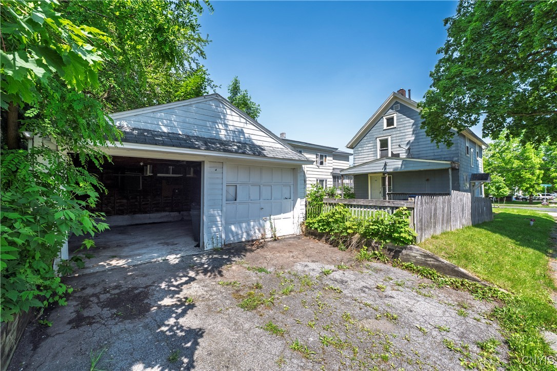 901 Ballantyne Road, Syracuse, New York image 34