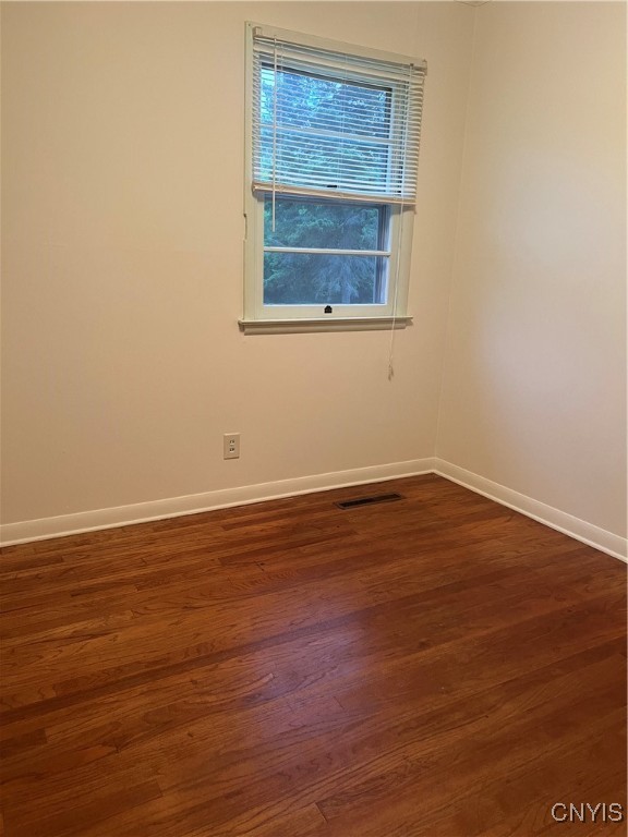 623 E Hamilton Avenue, Sherrill, New York image 29