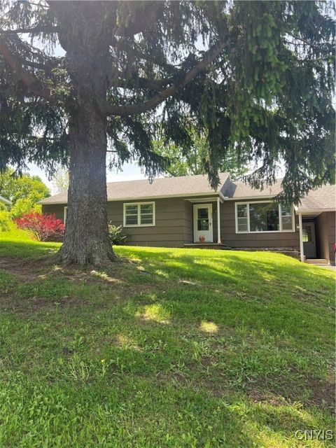 623 E Hamilton Avenue N Sherrill NY 13461