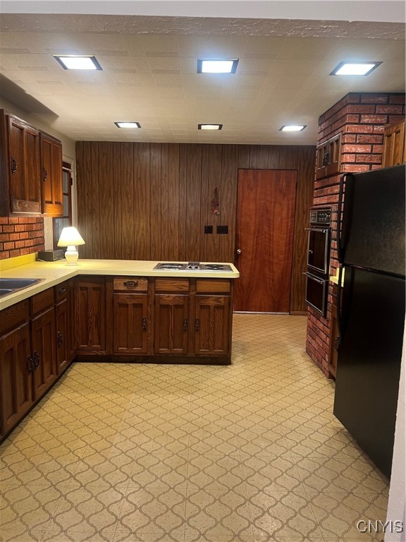 623 E Hamilton Avenue, Sherrill, New York image 19