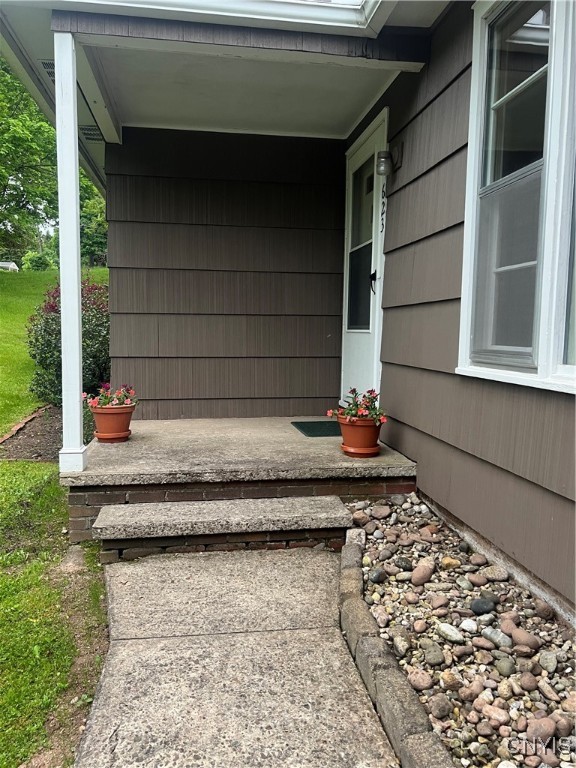 623 E Hamilton Avenue, Sherrill, New York image 47