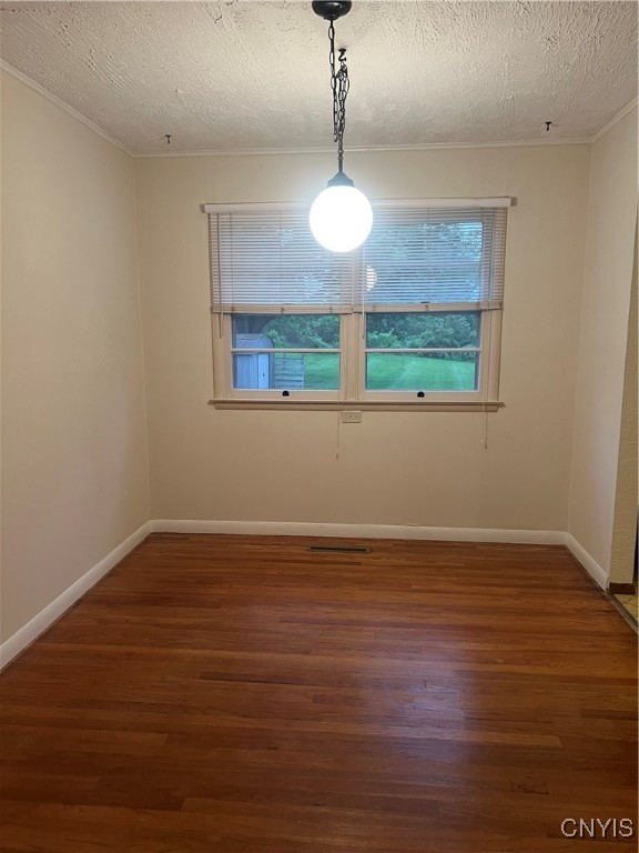 623 E Hamilton Avenue, Sherrill, New York image 18