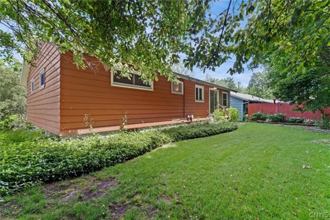 Tiny photo for 510 Hillsboro Parkway, Syracuse, NY 13214 (MLS # S1690088)