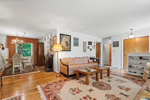 Tiny photo for 510 Hillsboro Parkway, Syracuse, NY 13214 (MLS # S1690088)
