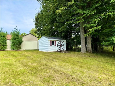 Tiny photo for 155 Valley View Road, New Hartford, NY 13413 (MLS # S1708980)