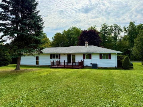 Tiny photo for 155 Valley View Road, New Hartford, NY 13413 (MLS # S1708980)