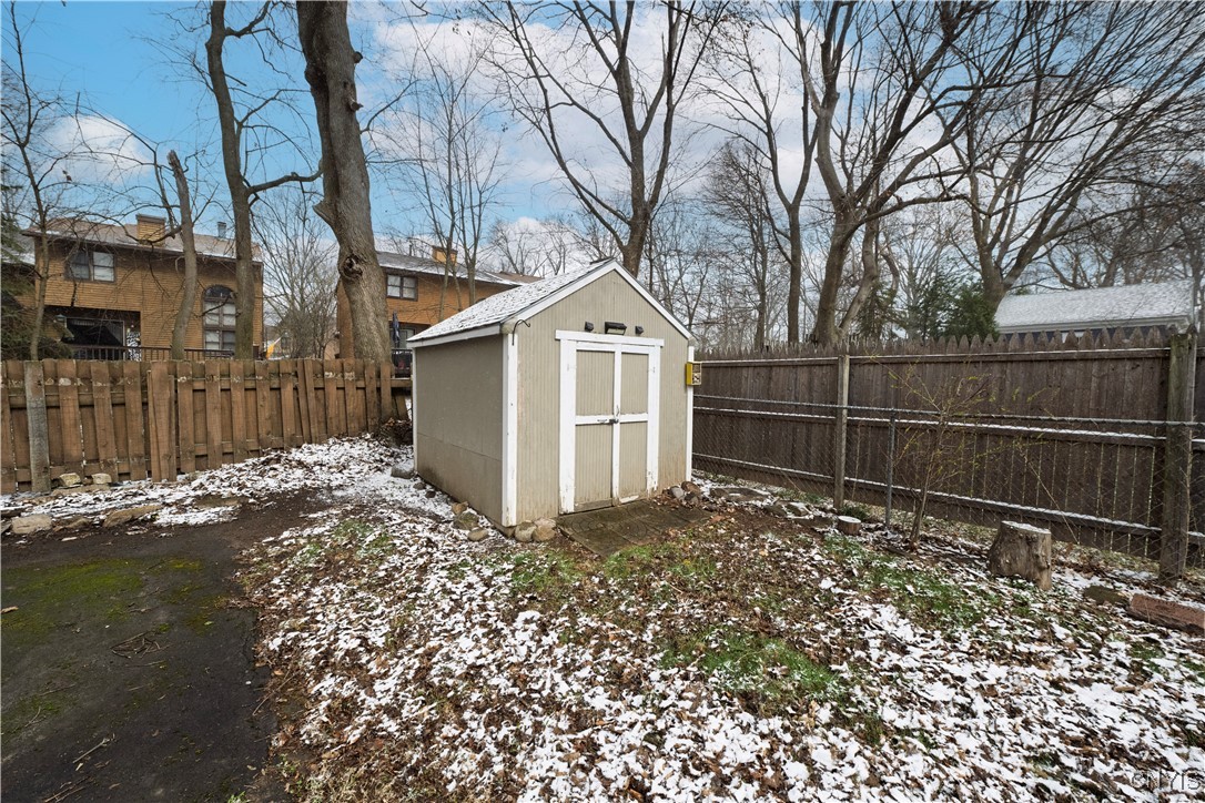 411 Shuart Avenue, Syracuse, New York image 26