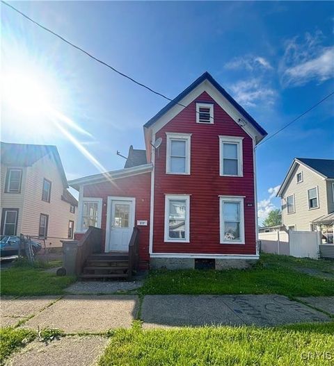 Photo of 517 Roberts Street, Rome, NY 13440 (MLS # S1653554)