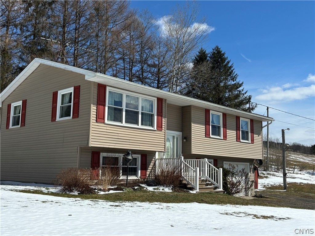 Photo of 1518 US Highway 11, Lapeer, NY 13803 (MLS # S1667881)