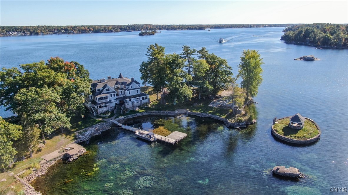 48524 Ina Island