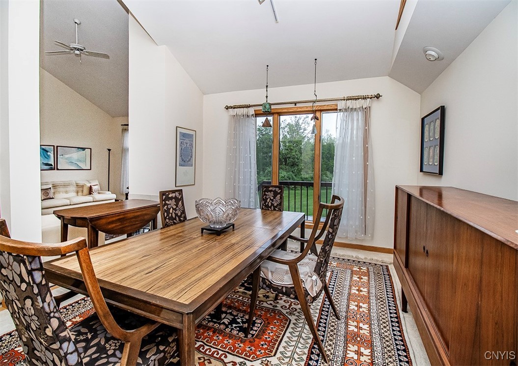 211 White Heron Circle, Manlius, New York image 10