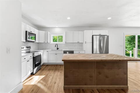 Tiny photo for 3533 Rt-91, Pompey, NY 13138 (MLS # S1688824)