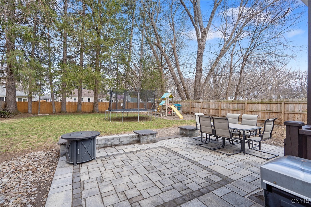 36 Pine Ridge Circle, Clay, New York image 36