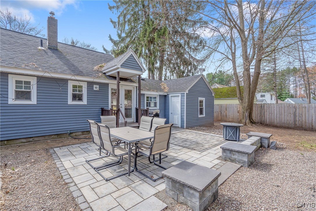 36 Pine Ridge Circle, Clay, New York image 35