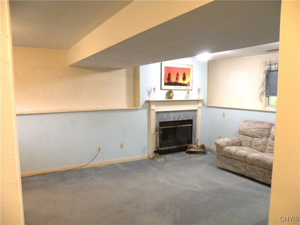 9557 Bantry Lane Ln, Cicero, New York image 7