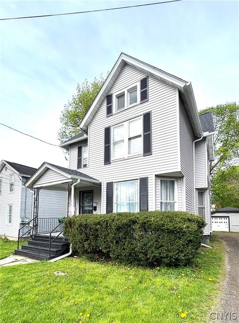Photo of 217 Janet Street, Auburn, NY 13021 (MLS # S1679100)