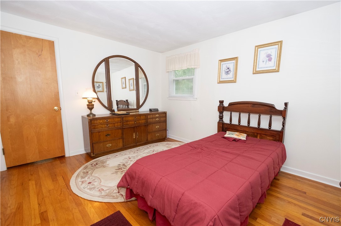 Camillus, New York 13219, United States, 4 Bedrooms Bedrooms, ,2 BathroomsBathrooms,Residential,Pending,39963