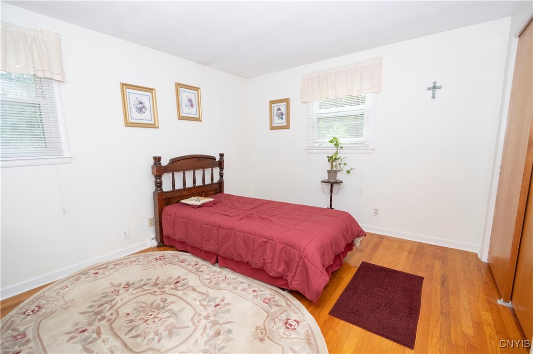 Camillus, New York 13219, United States, 4 Bedrooms Bedrooms, ,2 BathroomsBathrooms,Residential,Pending,39963