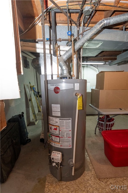 Camillus, New York 13219, United States, 4 Bedrooms Bedrooms, ,2 BathroomsBathrooms,Residential,Pending,39963