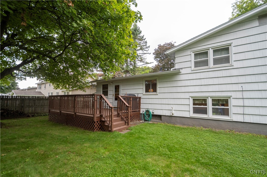 Camillus, New York 13219, United States, 4 Bedrooms Bedrooms, ,2 BathroomsBathrooms,Residential,Pending,39963