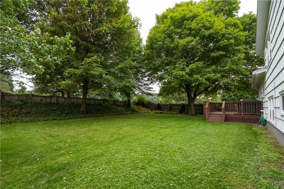 Camillus, New York 13219, United States, 4 Bedrooms Bedrooms, ,2 BathroomsBathrooms,Residential,Pending,39963