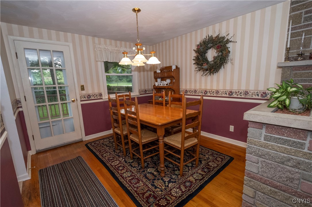 Camillus, New York 13219, United States, 4 Bedrooms Bedrooms, ,2 BathroomsBathrooms,Residential,Pending,39963