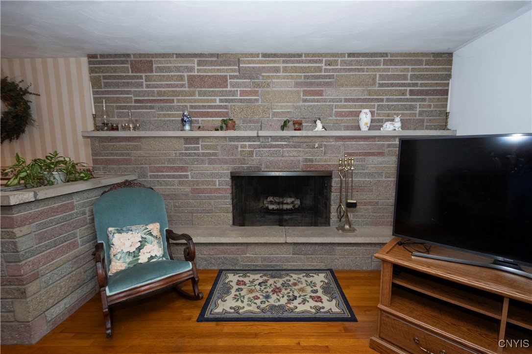 Camillus, New York 13219, United States, 4 Bedrooms Bedrooms, ,2 BathroomsBathrooms,Residential,Pending,39963