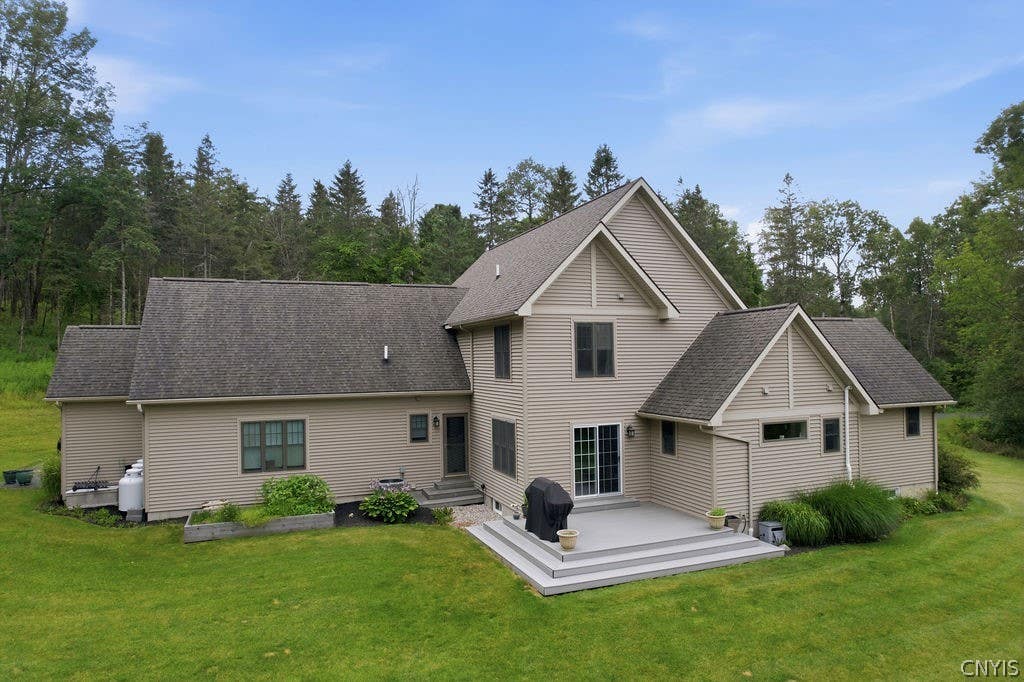 Photo of 7374 Bonney Hill Road, Hamilton, NY 13346 (MLS # S1701211)