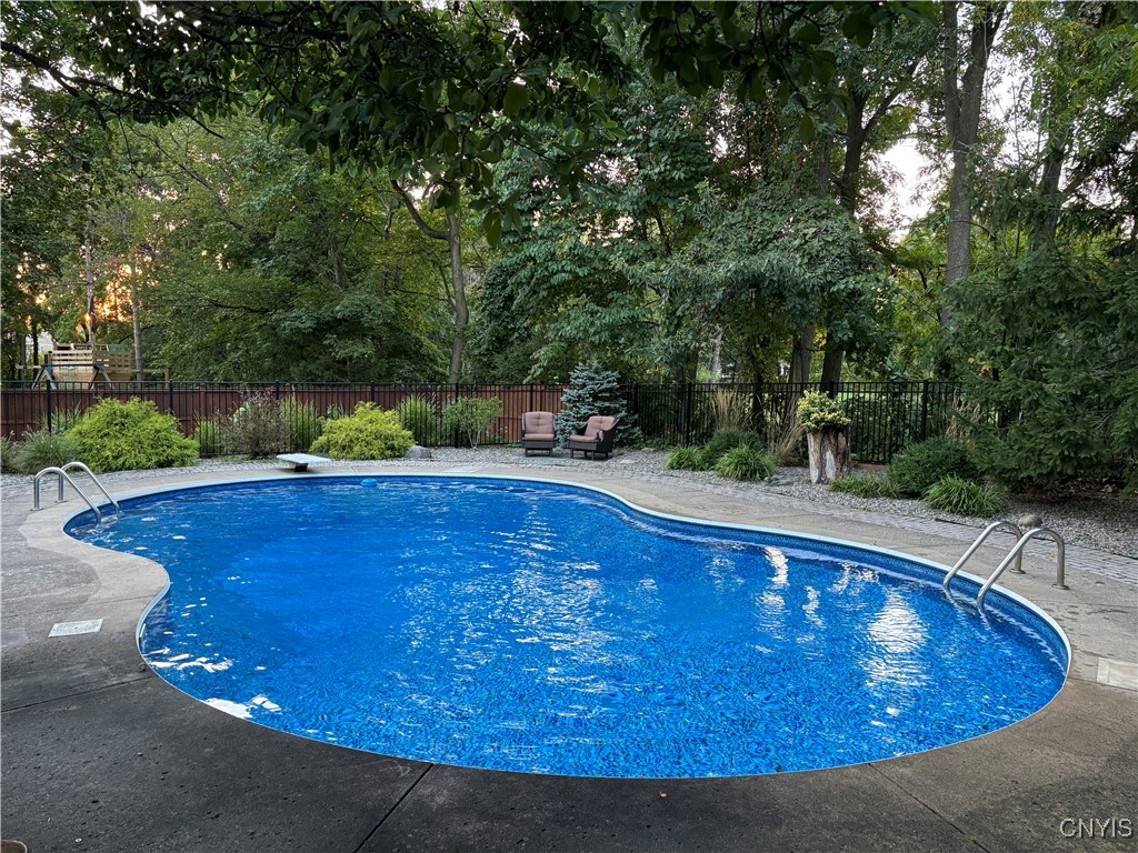 7679 Stonehedge Lane, Manlius, New York image 32