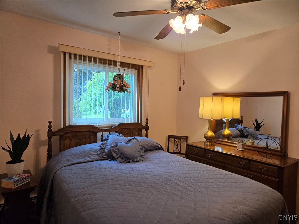 19 Shelly Place, Utica, New York image 22