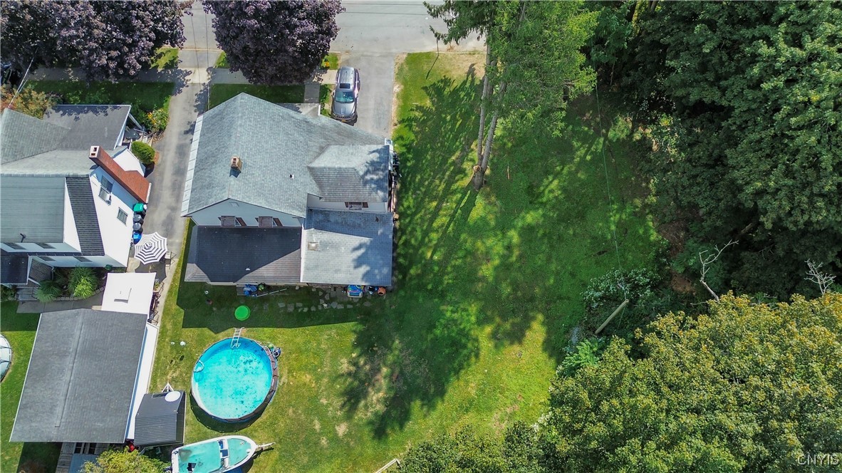 810 Bellinger Avenue