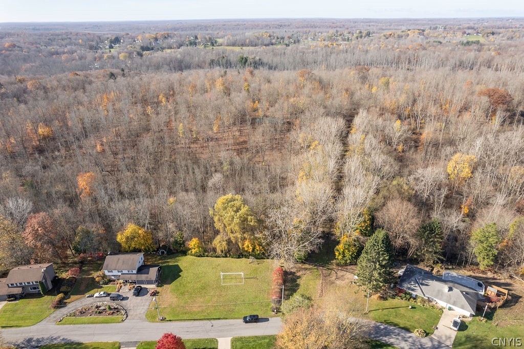 60 Ridgeway Sites Avenue