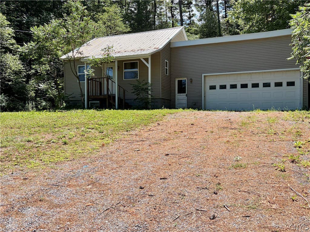 Photo of 6714 Buckingham Road, New Bremen, NY 13367 (MLS # S1704588)