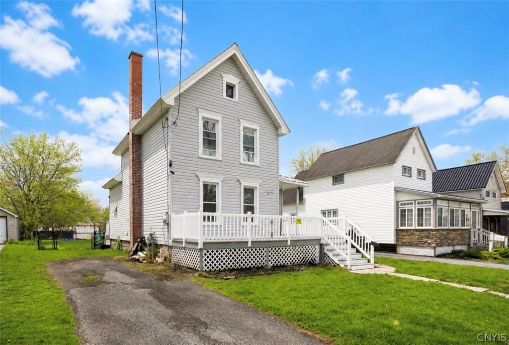 Photo of 662 Davidson Street, Watertown City, NY 13601 (MLS # S1678074)