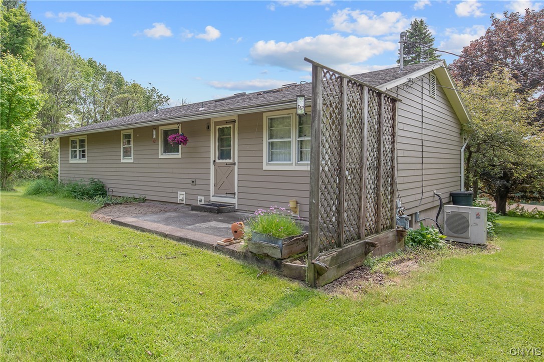 5682 Ike Dixon Road, Camillus, New York image 35