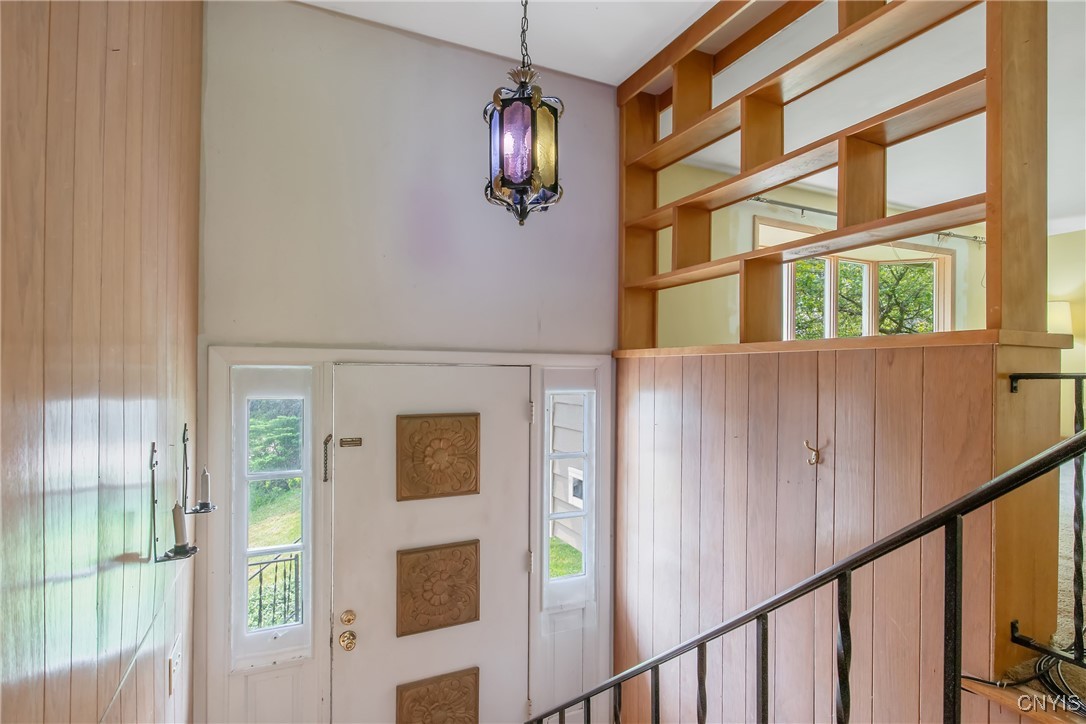 5682 Ike Dixon Road, Camillus, New York image 4
