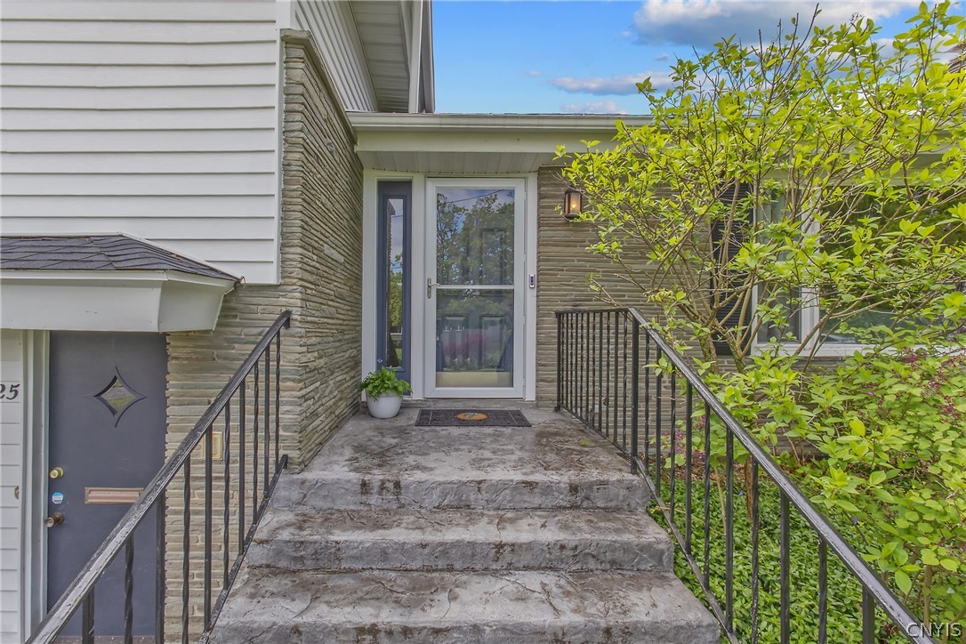 325 Highridge Drive