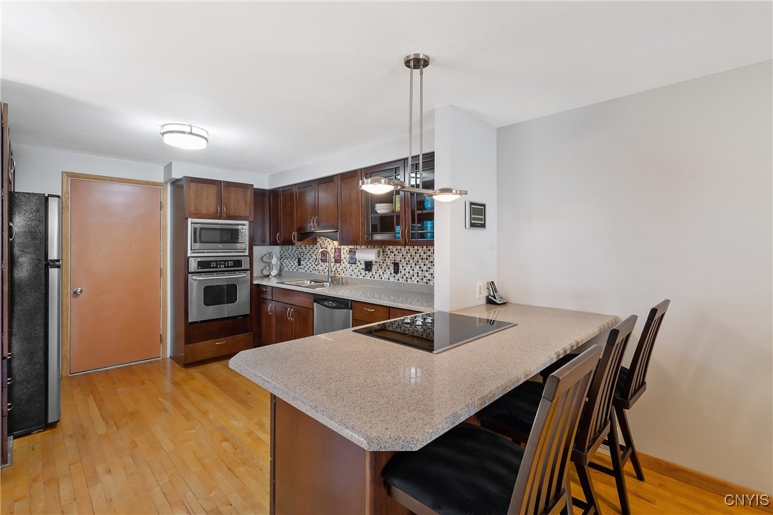 205 Weathervane Way, Camillus, New York image 8