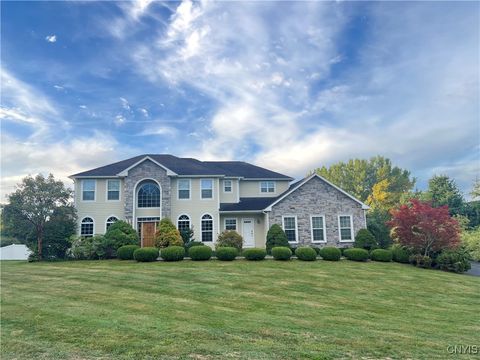 Photo of 6201 Applecross Road, DeWitt, NY 13078 (MLS # S1655693)