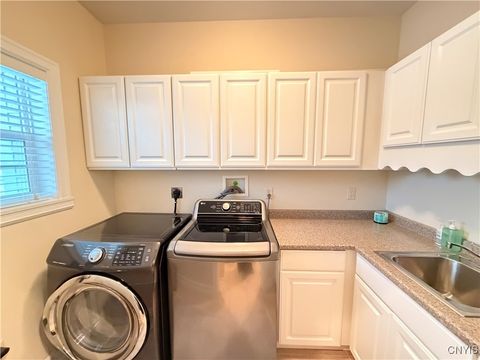 Tiny photo for 6201 Applecross Road, DeWitt, NY 13078 (MLS # S1655693)