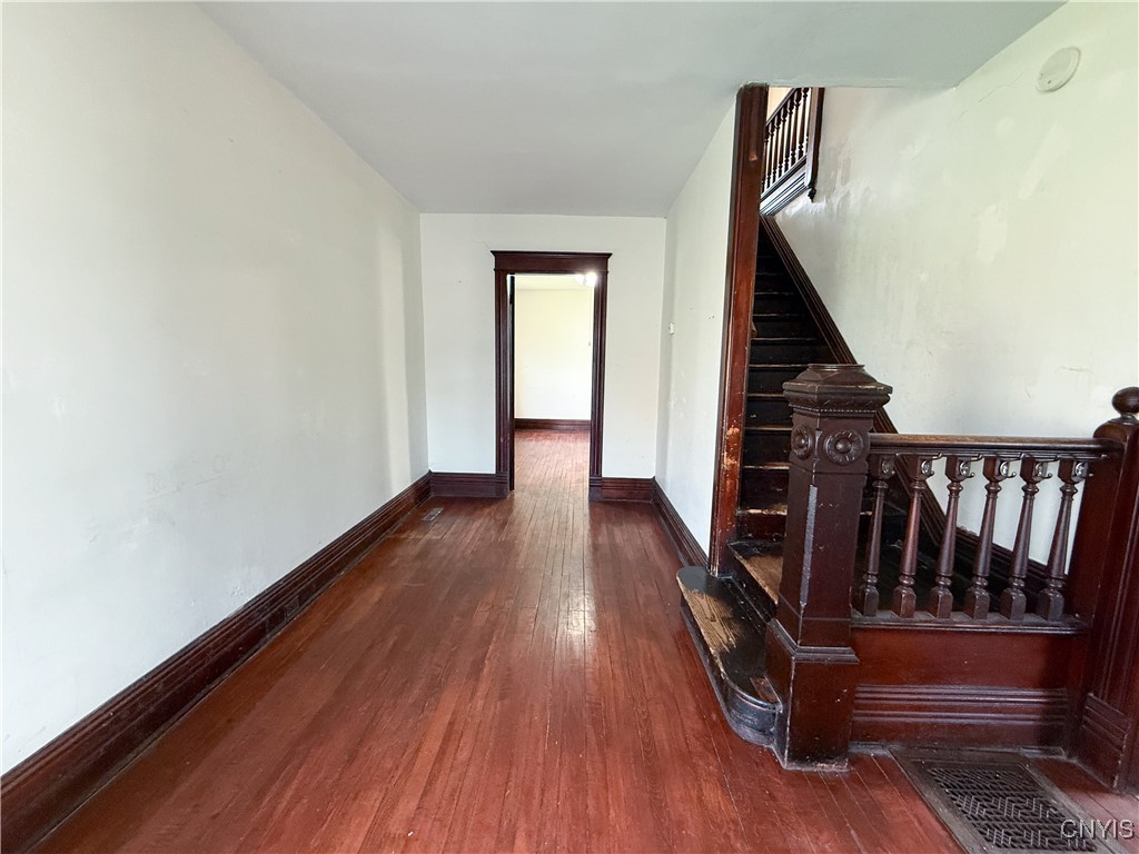 12 Thornton Avenue, Auburn, New York image 5