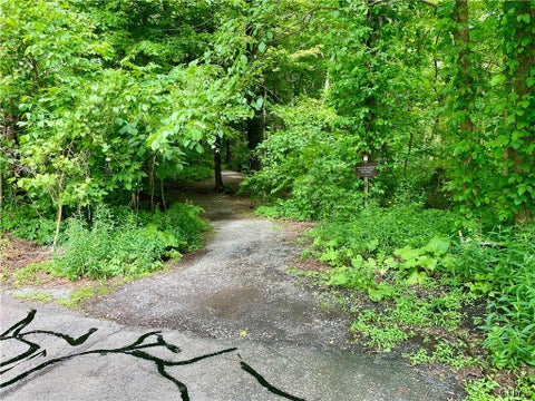 Tiny photo for 171 Brookside Lane, Manlius, NY 13066 (MLS # S1689754)