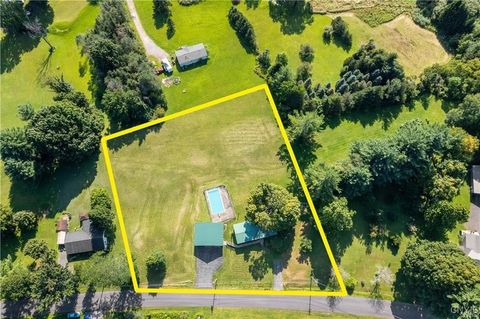 Tiny photo for 71 Dix Drive, Schroeppel, NY 13135 (MLS # S1648592)