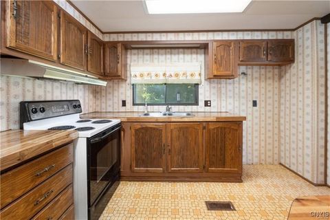 Tiny photo for 71 Dix Drive, Schroeppel, NY 13135 (MLS # S1648592)