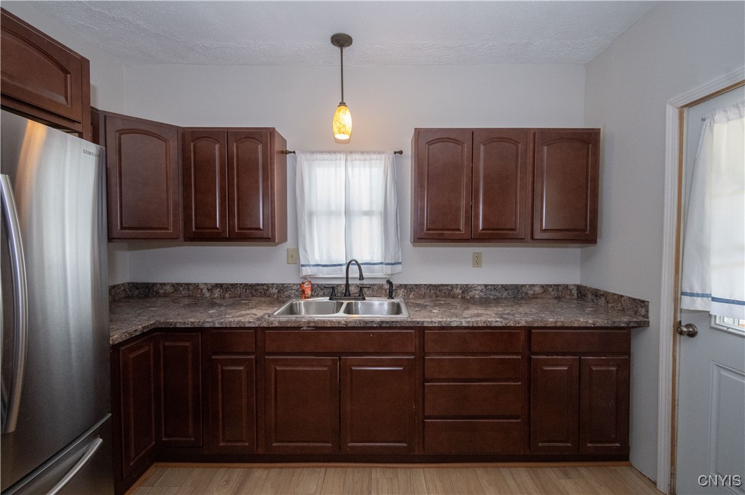 615 Tompkins Street, Syracuse, New York image 13