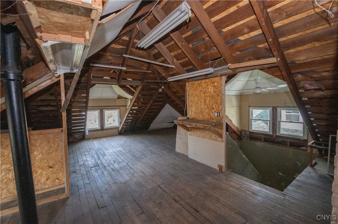 615 Tompkins Street, Syracuse, New York image 31