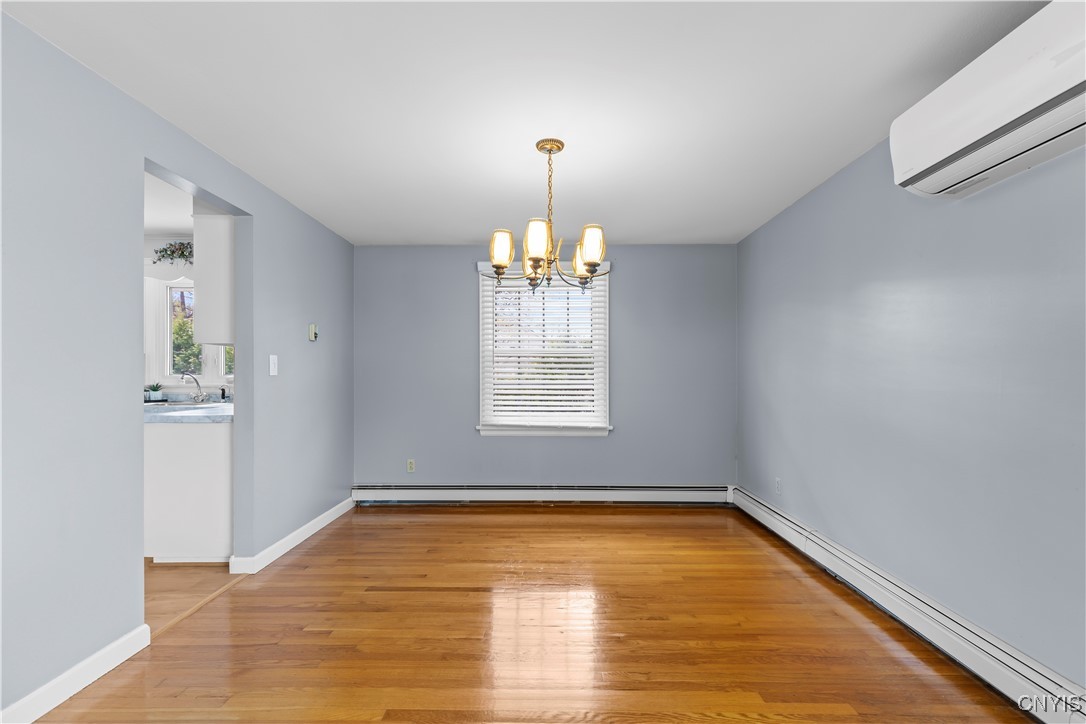 400 Oakridge Drive, Camillus, New York image 12