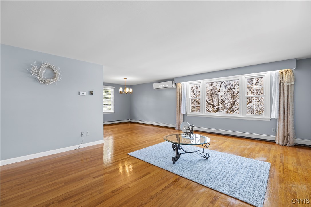 400 Oakridge Drive, Camillus, New York image 6