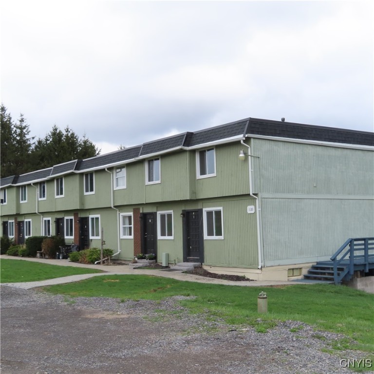 1138 North Road
